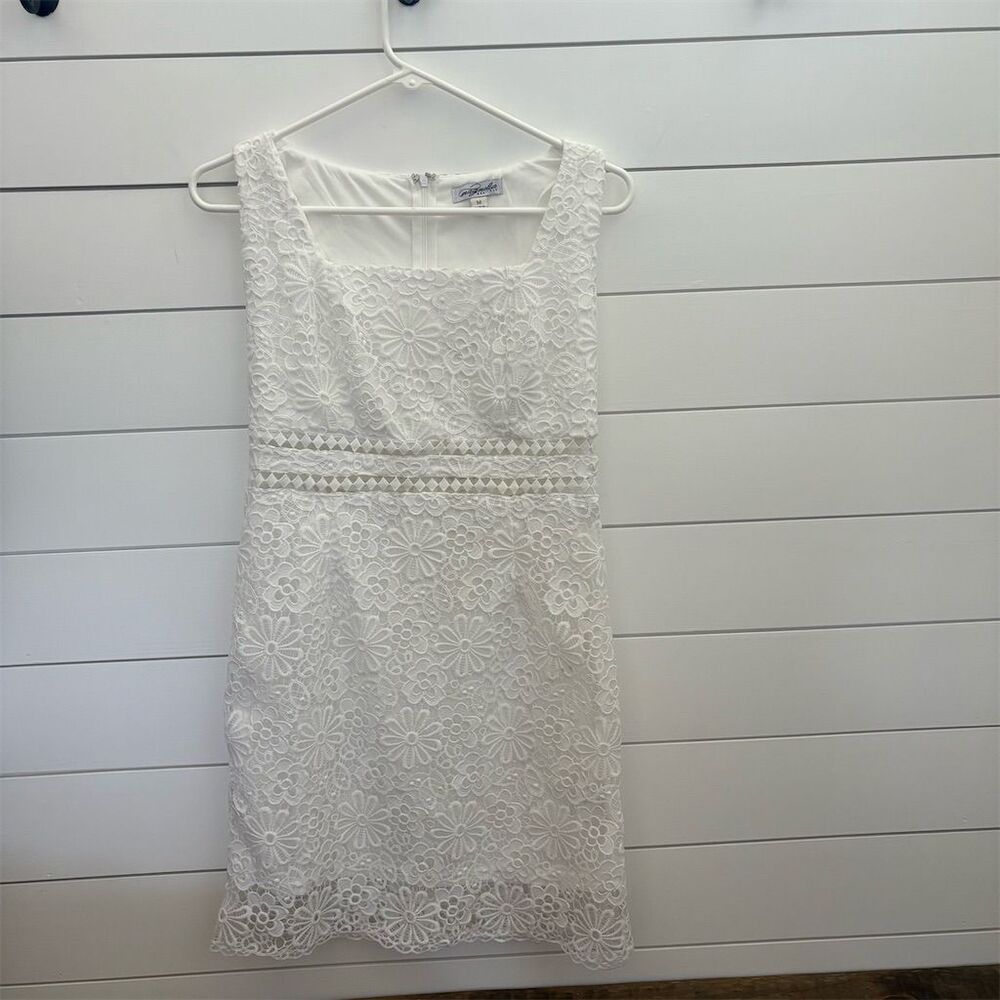 Magnolia Boutique‎ Women's White Lace Mini Dress Size M Party Cocktail